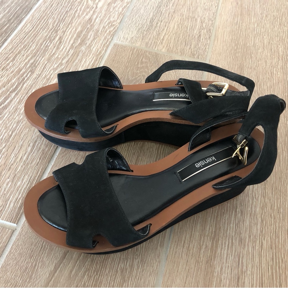 Platform sandals